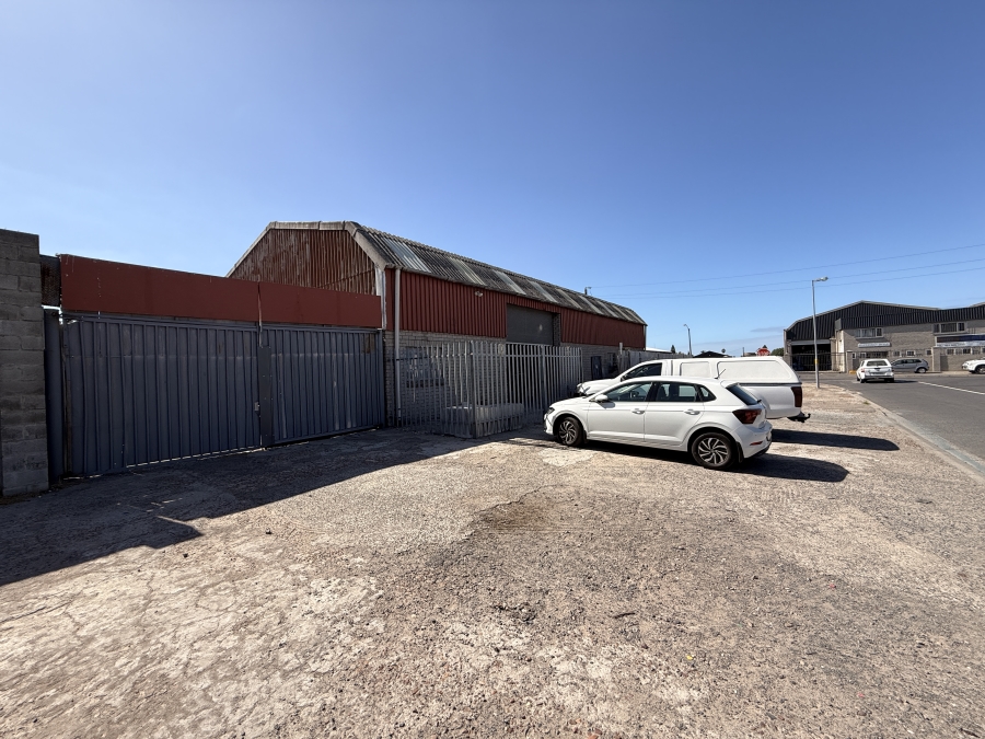 To Let commercial Property for Rent in Blackheath Industrial Western Cape